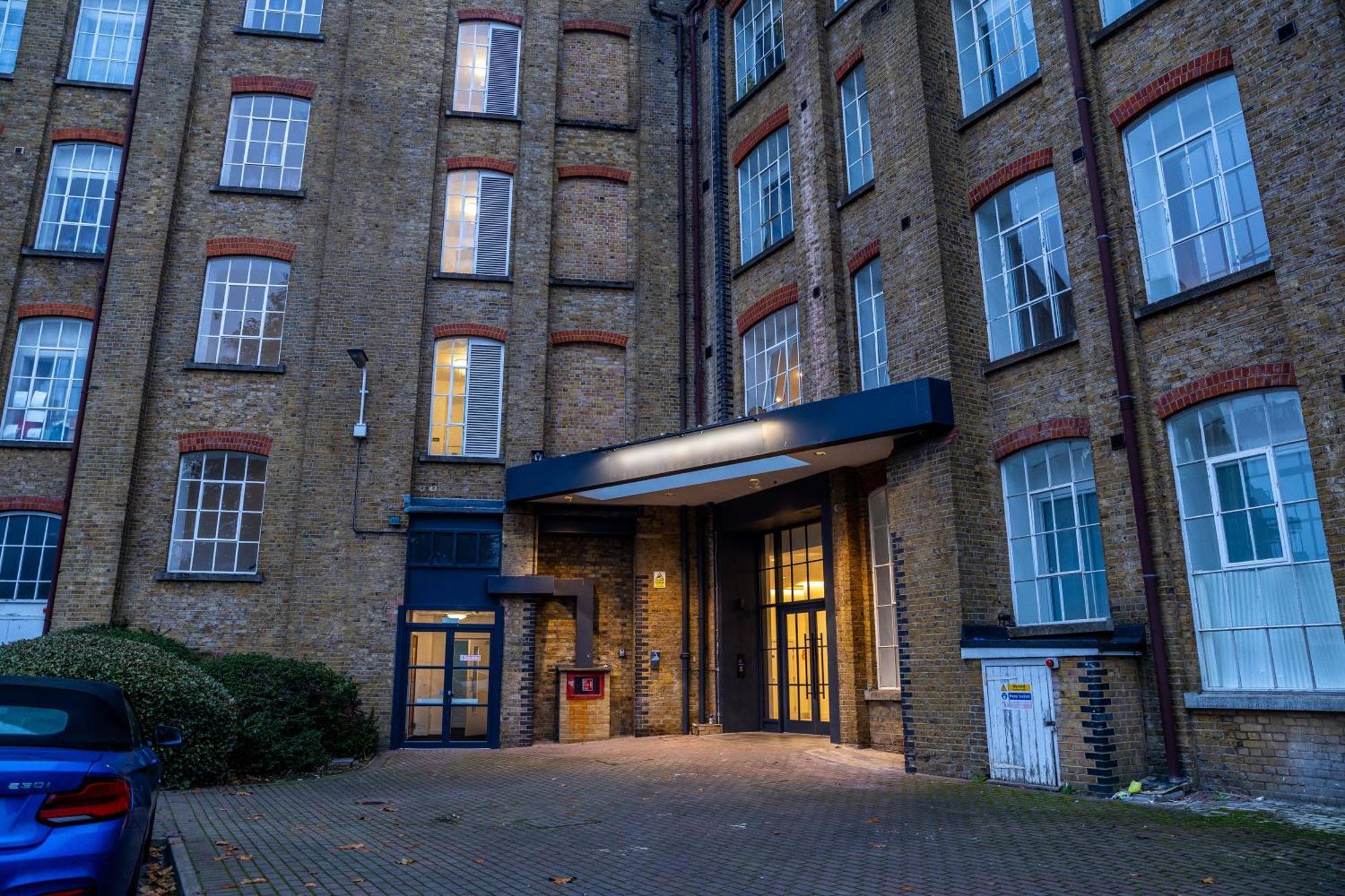 The Essex Apartments - Ashby House Chelmsford Exterior photo